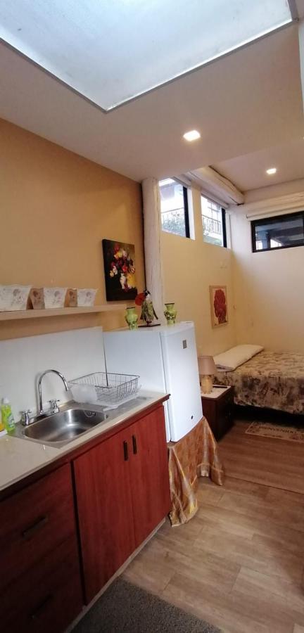 Bed and Breakfast Casatodosantos Cuenca Exterior foto